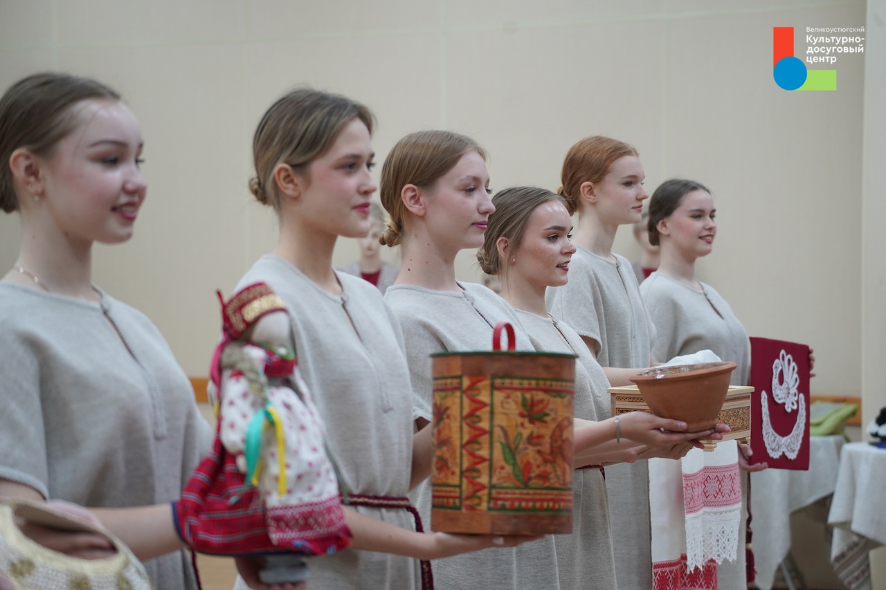 Торжественное мероприятие в День народных художественных промыслов России