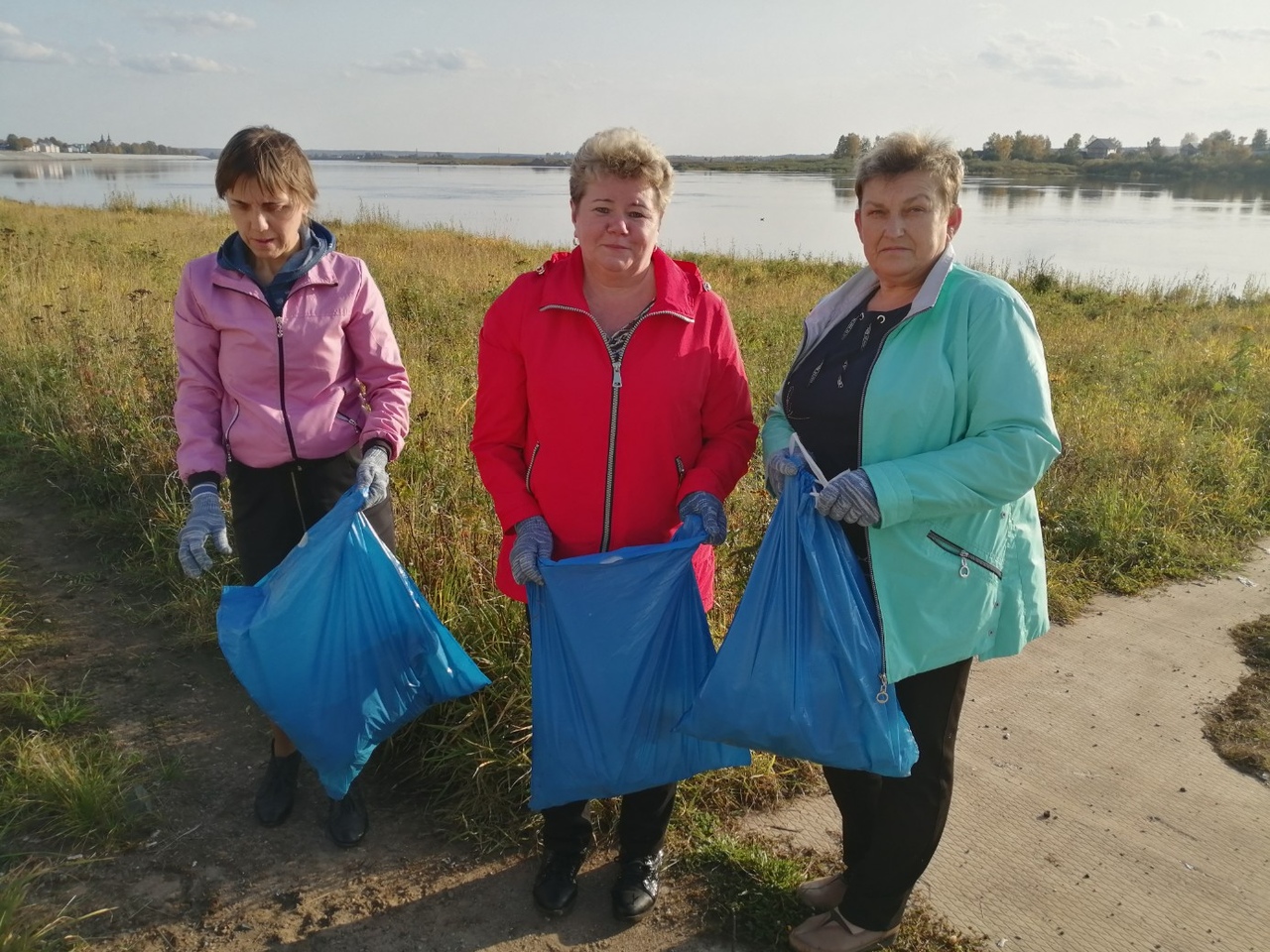 Сотрудники Великоустюгского культурно-досугового центра присоединились к экологической акции 